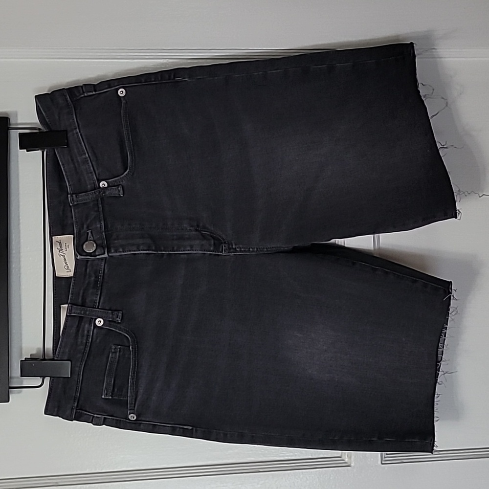 Women's Bermuda shorts